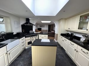 Photo 9- click for photo gallery